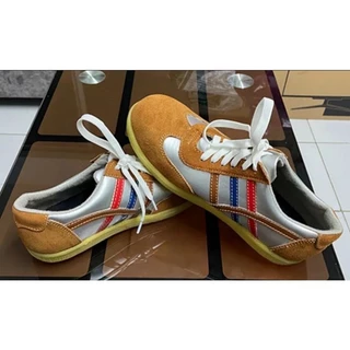 รองเท้าแฟชั่นเซฟตี้หัวเหล็กพื้นเหล็กมีหลายสีหลายไซร้ (38 - 42)