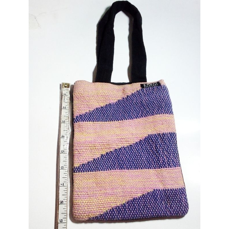 กระเป๋าผ้าทอใบน้อย Saori