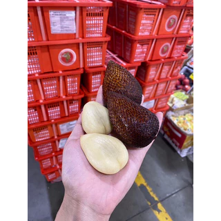 สละอินโดแท้ นำเข้า (1kg)หวานกรอบ ปอกง่ายไม่มีหนาม พร้อมส่ง