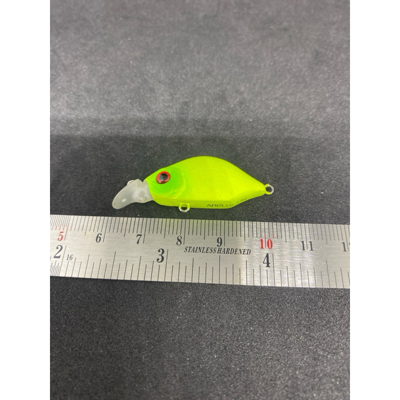 lf aris  33s 3.3 cm  2.8 g