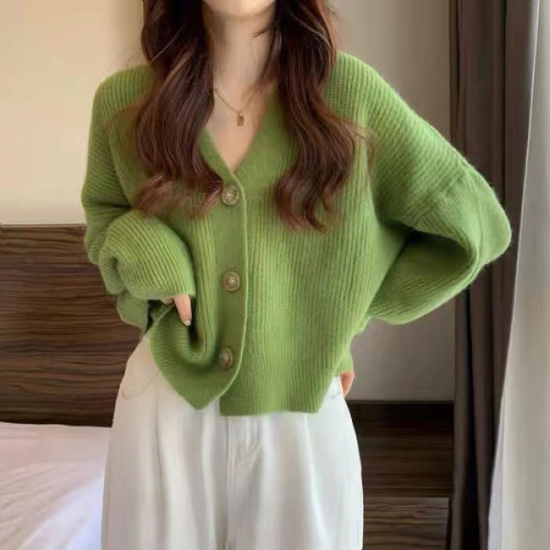 พร้อมส่ง เสื้อแขนยาวไหมพรมคอวี
