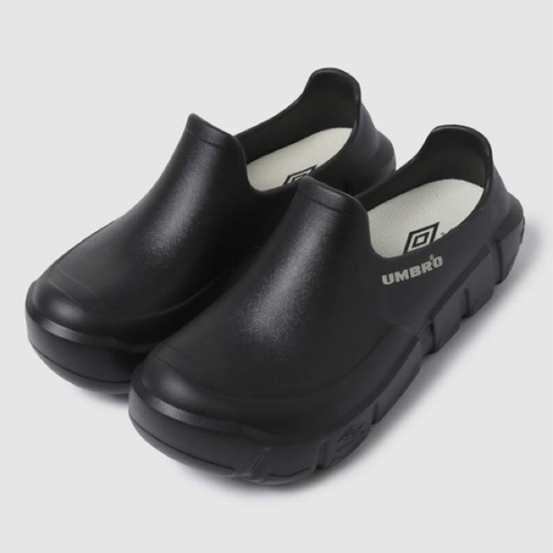 [ ส่วนลด30% 0816FASHDD ] ✈️ พรี UMBRO GT CLOG in korea