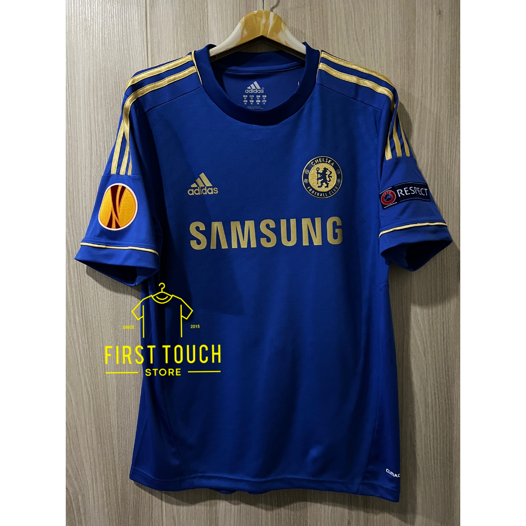 Retro เสื้อบอลย้อนยุค เชลซี Home เหย้า 2012/13 แชมป์ยูโรป้าลีก ฟลูออฟชั่นพร้อมอามยูโรป้าและเบอร์ชื่อ