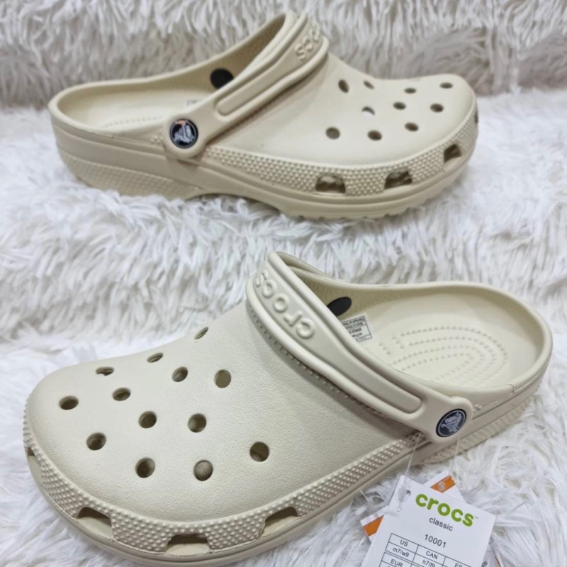 รองเท้าแตะ classic รุ่นใหม่ ใส่ได้ทั้งหญิงและชาย มีพร้อมส่งไซร้36-45