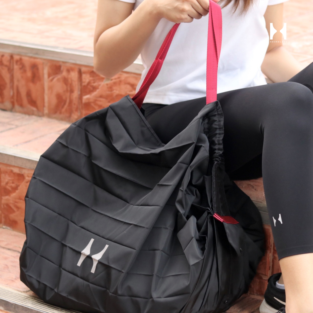 Hourglass Supersized Foldable Shopping Bag กระเป๋าผ้าพับได้ขนาดใหญ่ XL จุมากสำหรับช้อปปิ้งและเดินทาง ใบเดียวอยู่