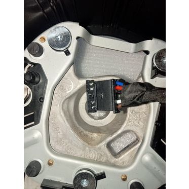 พวงมาลัย F30,พวงมาลัย F25,พวงมาลัย F20,ชิ้นส่วนอื่นๆของพวงมาลัย M sport,M Performacne