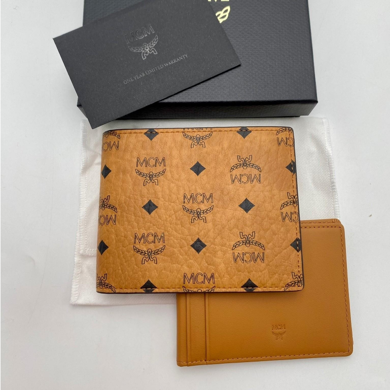 MCM Bifold Wallet with Card Case (ช็อปคิง) MXSAAVI02CO001 กระเป๋าตังค์แบบมีไส้ ถอดออกได้ (เลือกสีด้านใน)