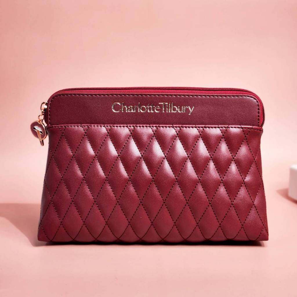 1. #CharlotteTilburyBag
2. #กระเป๋าหนังแท้
3. #กระเป๋าสี Burgundy
4. #กระเป๋าขนาดใหญ่
5. #กระเป๋าเดินทาง