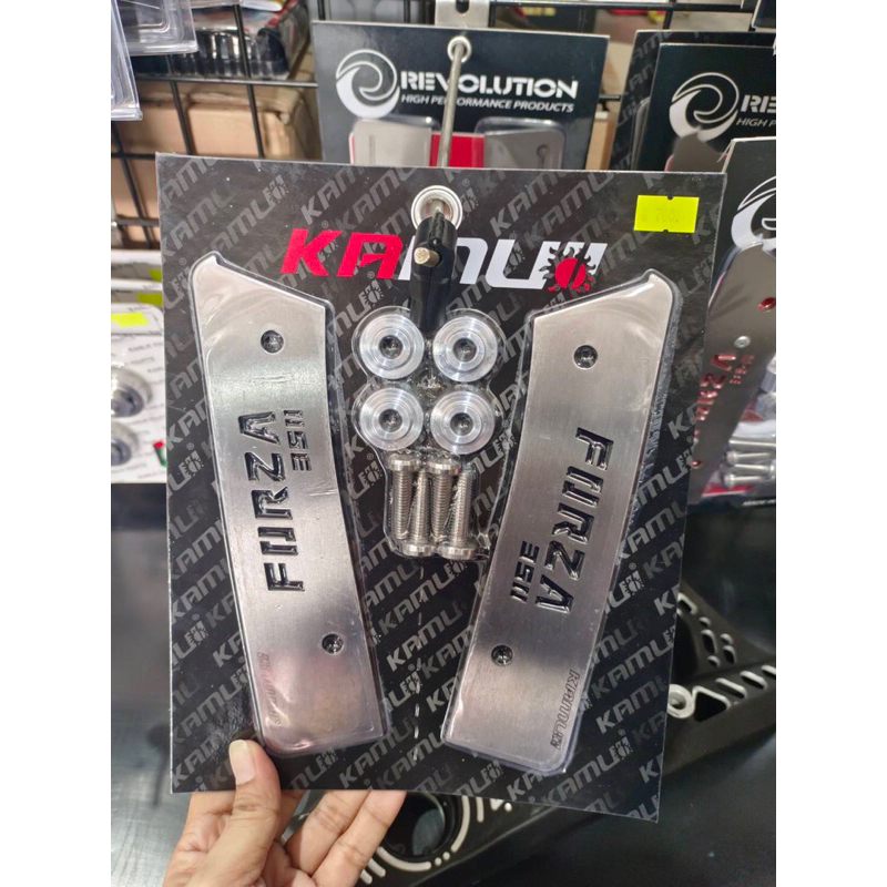 แผ่นปิดกันตก  Forza350 Kamui แท้