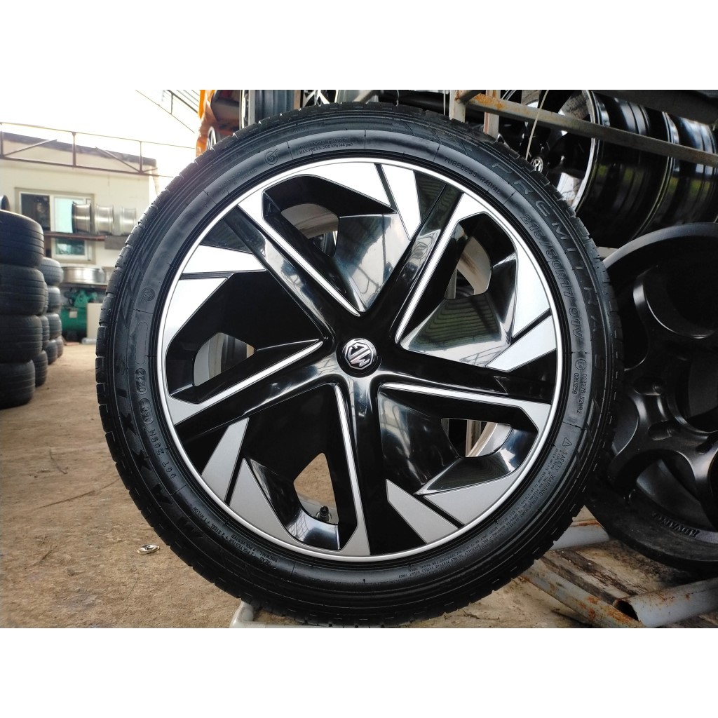 แม็กmg ขอบ17 พร้อมยางmaxxis 215 50 17 ปี22 ใส่ mg 4  mg3 mg GS mg hp. Mgzs ev อื่นๆ 5 รู 120