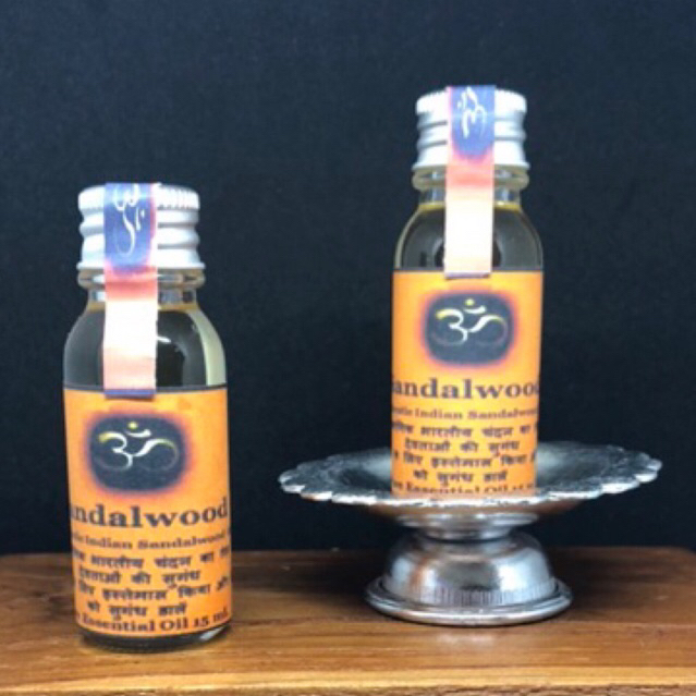 น้ำมันจันทน์หอม น้ำมันไม้จันทน์หอมแท้อินเดีย ขนาด 15 ml. - Authentic Indian Sandalwood Oil Size 15 m