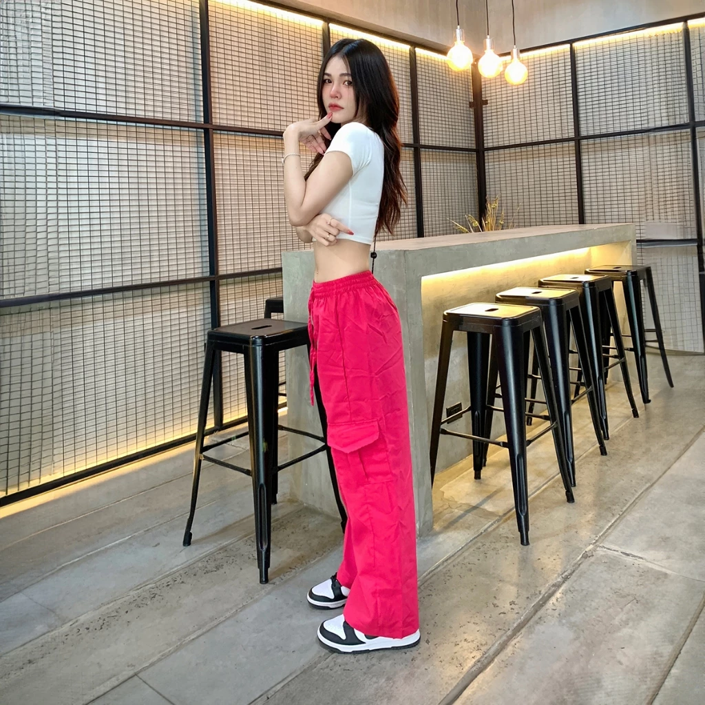 🌈SpinnyHouse🌈กางเกงคาร์โก้ เอวฟรีไซต์ยางยืด กระเป๋าใช้งานได้จริง 🎀  ผ้าไมโครใส่ง่ายไม่บาง รุ่น กางเกงคาร์โก้ thumbnail 4