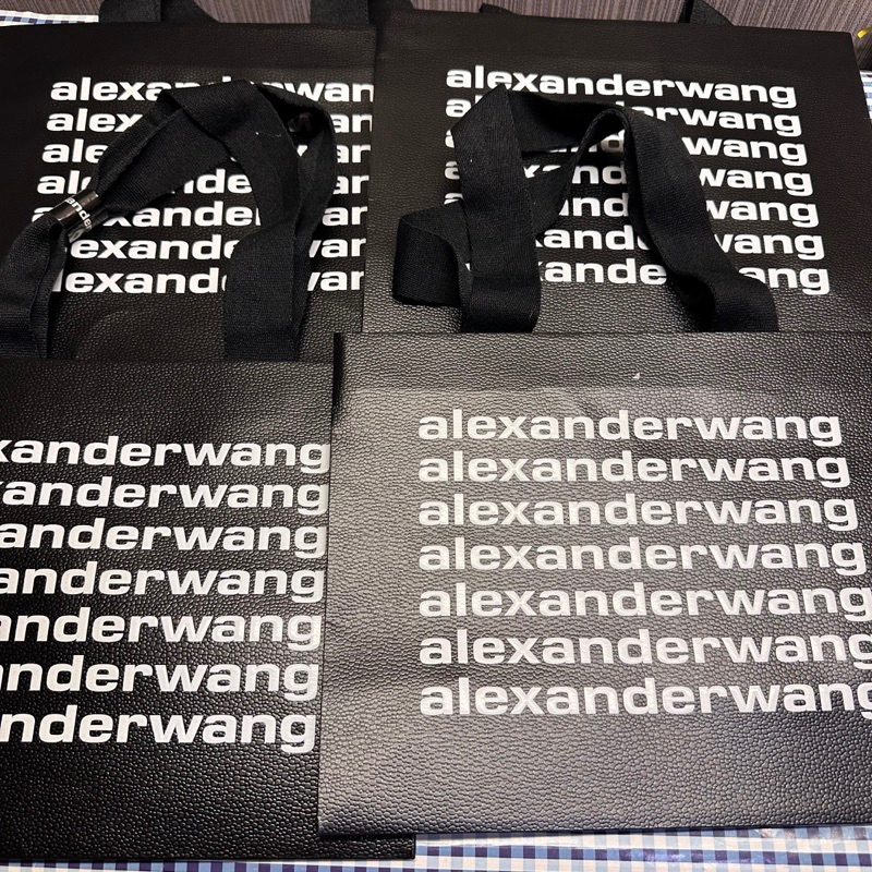 alexander wang ถุงกระดาษแบรนด์เนม ของแท้