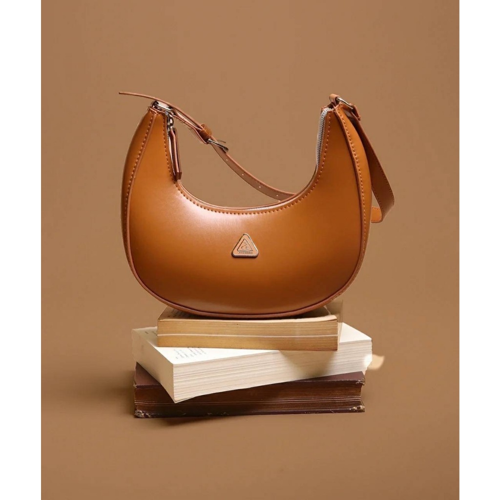 กระเป๋า 3ce - Hobo Bag