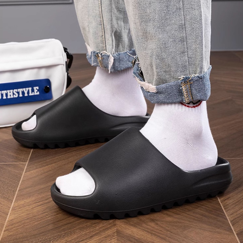 GFShop New รองเท้าแตะพื้นนุ่ม ดีเทลเรียบง่าย ใส่ไปไหนก็คือดี จะใส่อยู่บ้านชิวๆก็ได้น้า ชอบสีไหนจิ้มเลยยย - รูปที่ 7