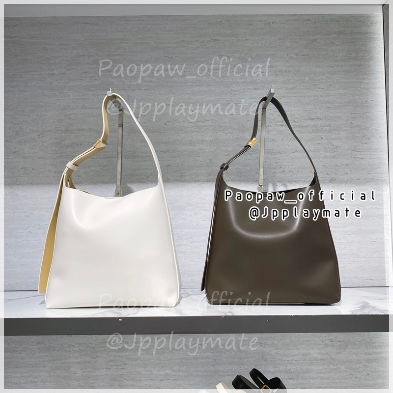 Charles&keith กระเป๋าสะพายข้าง รุ่น Edna Large Hobo Bag CK2-40270966-1 แท้จากชอป 100%