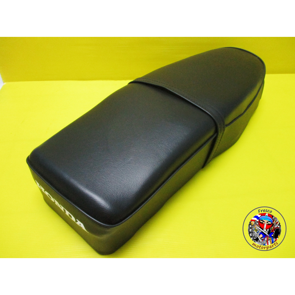 For Honda C92 C95 CA92 CA95 Black Seat Complete เบาะสำหรับรถมอเตอร์ไซด์ สีดำ