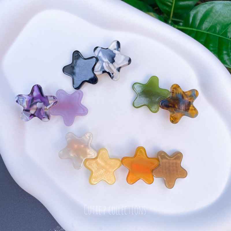 🌻ร้านค้าเปิดใหม่ สินค้าอัพเดท🌻 กิ๊บหนีบผมอะคริลิค ลายดาวคู่หลากสี🌈⭐️ ราคาต่อสินค้า1ชิ้น