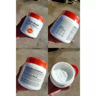 ครีมทาผิว แคร์บิว วิตามินอี/มิลค์กี้ บอดี้ครีม 500 มล. Carebeau Vitamin E/Milky Body Cream 500 ml.