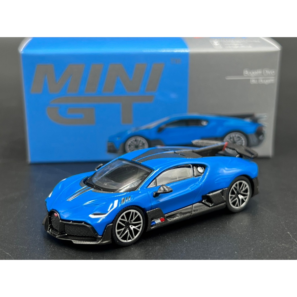 MINIGT Bugatti Divo Blu Bugatti