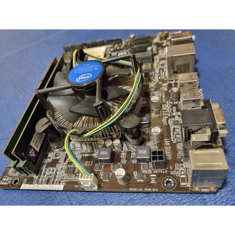 MB เมนบอร์ด Asus H110M LGA1151,  CPU i3 7100, แรมDDR4 8Gb.