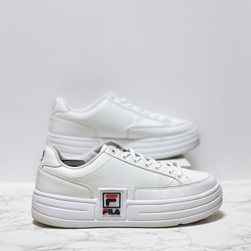 รองเท้ามือสอง แบรนด์แท้ Fila Funky Tennis 1998 / Size 43-28