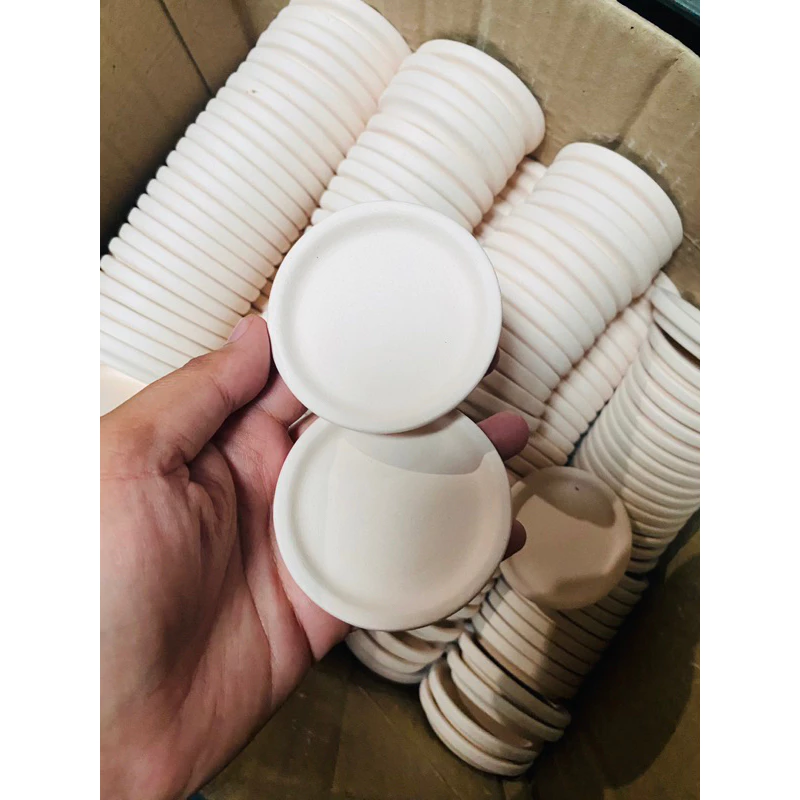 จานรองกระถางดินเผา กว้าง 2.5 นิ้ว และ 3.5 นิ้ว สีขาวธรรมชาติ