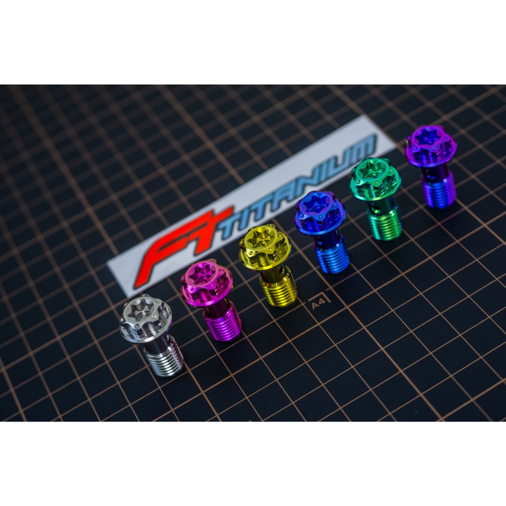 น็อตน้ำมันเบรคไทเทเนียมแท้ หัวเฟืองGr5