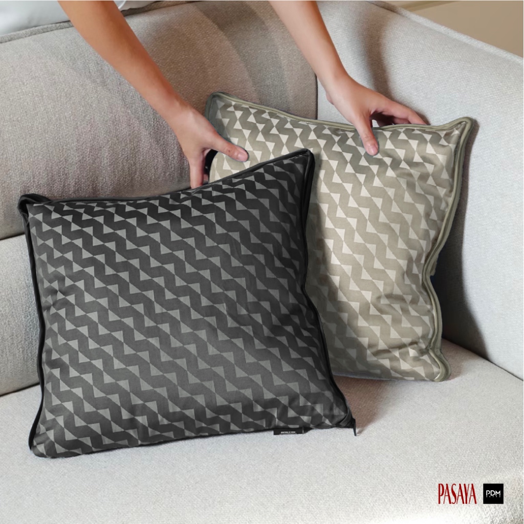 PDM หมอนผ้าห่ม Billow ลาย Stride ขนาด  144 x 150 cm.