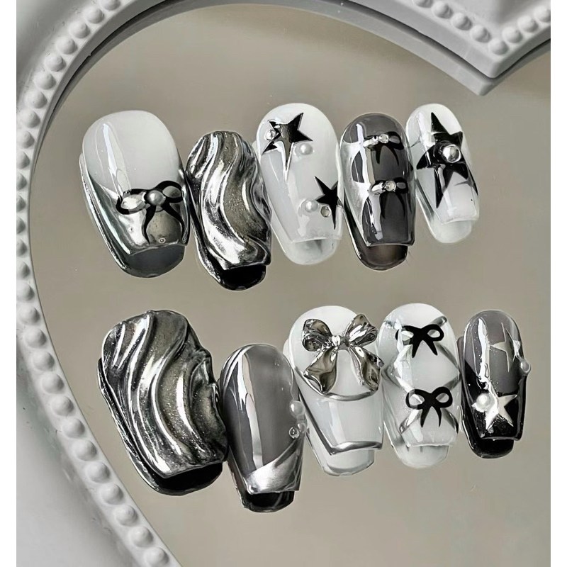 black chrome press on nail เล็บปลอมสีเจล