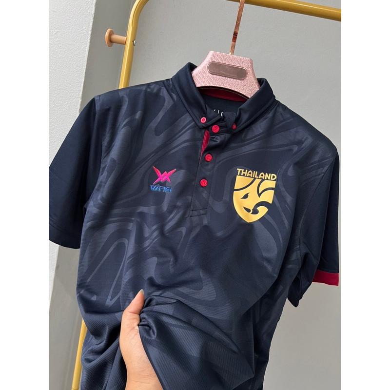 เสื้อโปโลVinรุ่น2203 เพิ่มเฟกทีมชาติสีทอง