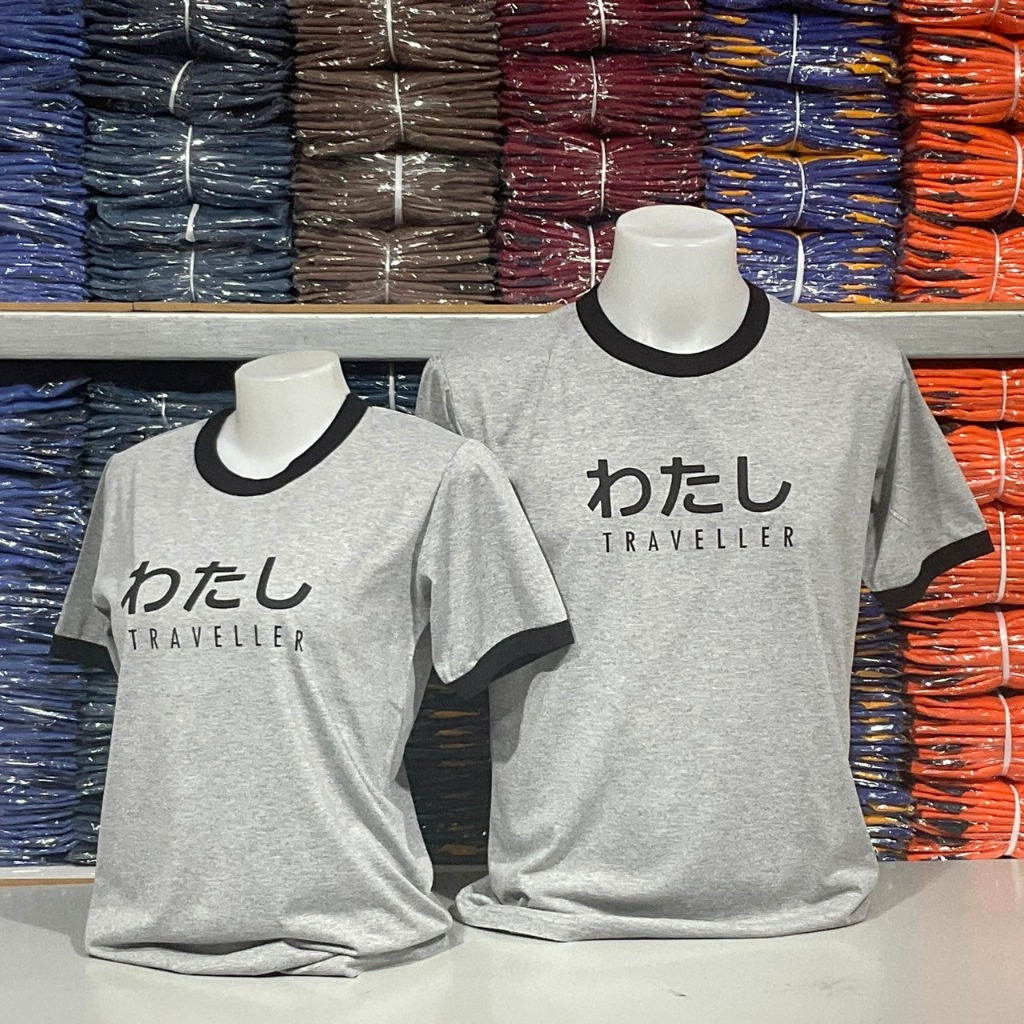 เสื้อคอกลมกุ๊นคอกุ๊นแขนมีลายสกรีนข้างหน้า