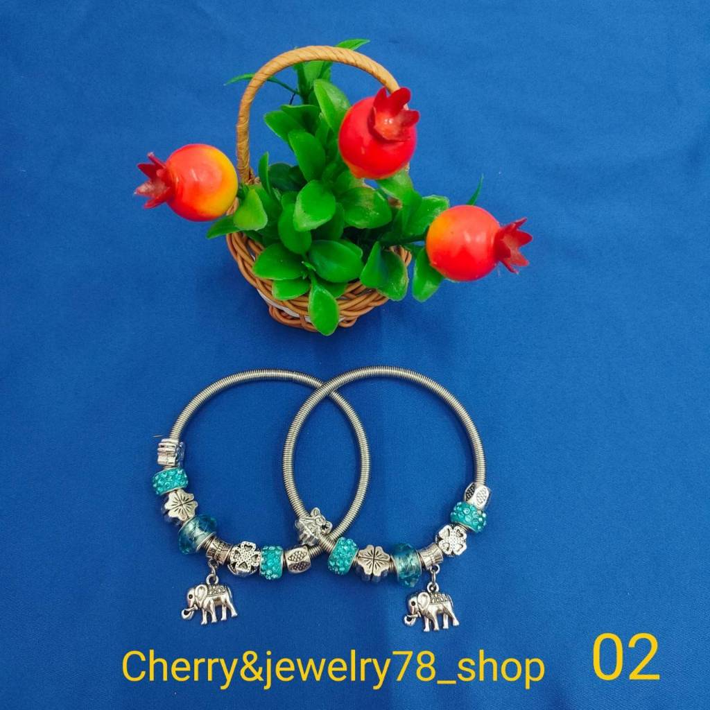 กำไลข้อมือ  เพนโดร่า ลายช้าง เม็ดพลอยสี ราคาถูกที่สุดมีหลายแบบให้เลือก สินค้าพร้อมจัดส่งจากประเทศไทย