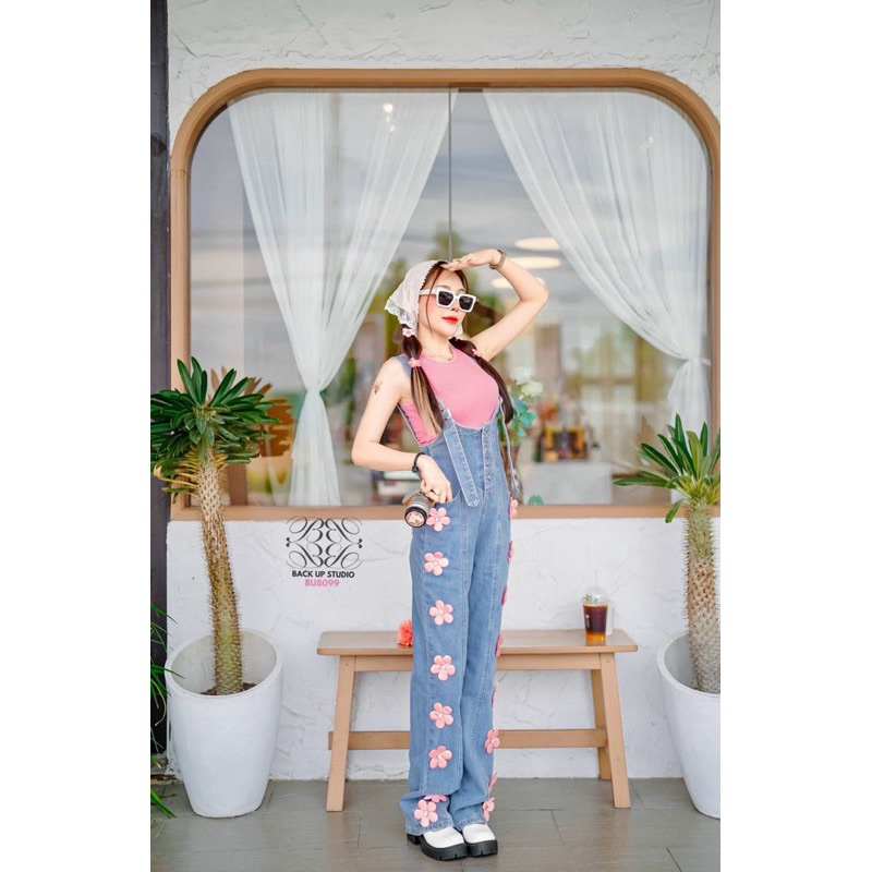 ชุดเอี๊ยมกางเกงยีนส์ทรงกระบอก ปักดอกไม้3D🌼🌸 งานทำมือ S-6XL - รูปที่ 2