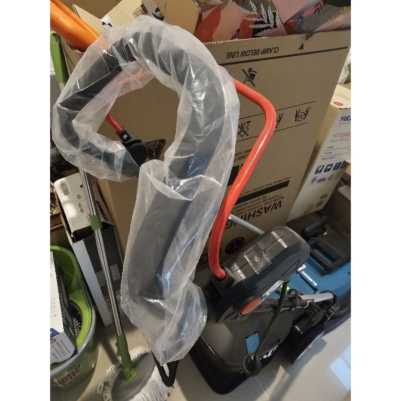 เครื่องตัดหญ้า Makita