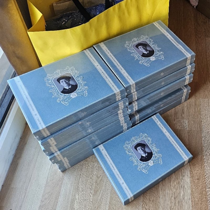 park Bogum Season's Greeting 2024 เซ็ทปฏิทินปีใหม่ 2024 (ในซึล)