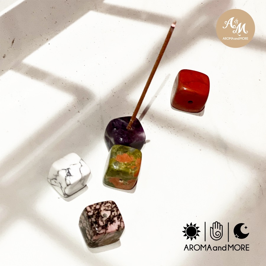 Aroma&More หินคริสตัล สำหรับวางก้านธูป Crystal incense holder หินธรรมชาติ ขัดเงา วางตกแต่ง ขนาด 2x2x2cm ราคา ถูกที่สุด ดีลบีเคเค แกลเลอรีภาพที่ 3