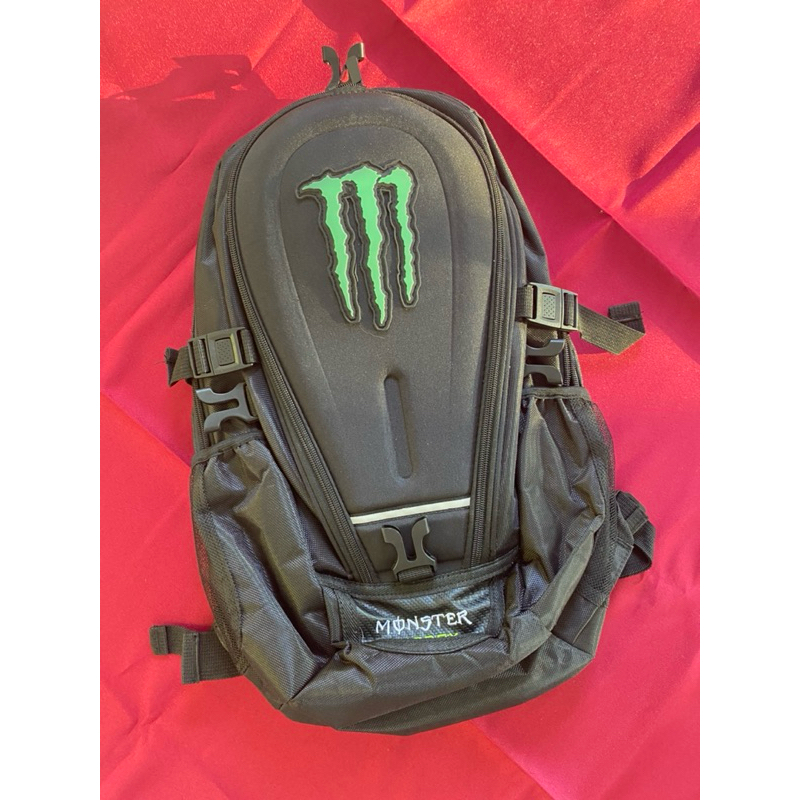 กระเป๋าสะพายหลัง monster energy สำหรับขับรถมอเตอร์ไซค์ (ซื้อมาไม่ได้ใช้)