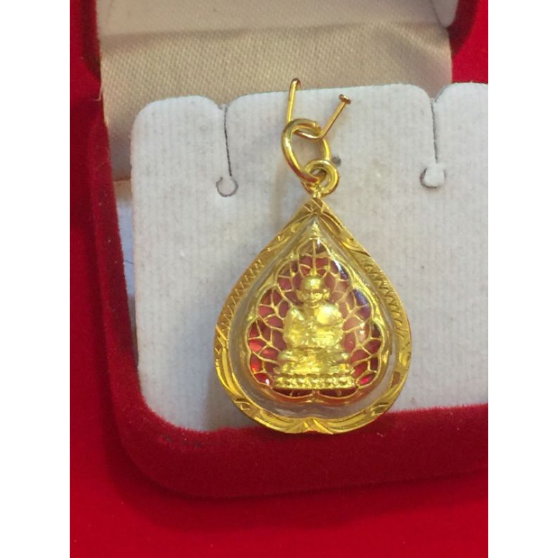 จี้ หลวงปู่ทวด ใบโพธิ์ ลงยาแดง หุ้มทอง 96.5% กันน้ำ 100% งานช่างทองเยาวราช