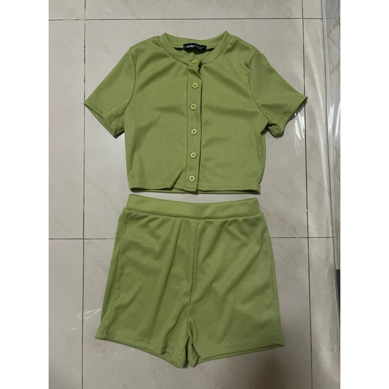 Lovita เซ็ตไหมพรมผ้าร่อง