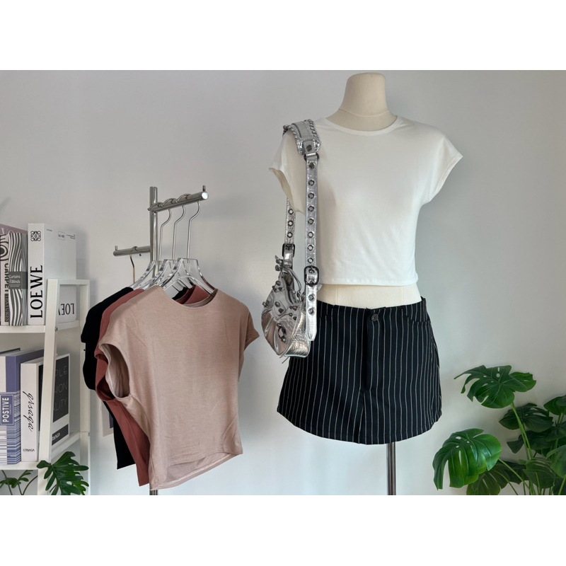 peachy crop เสื้อครอปเเขนล้ำ สไตล์มินิมอล โคเรีย เนื้อนิ่มผ้าพรีเมียมค่า