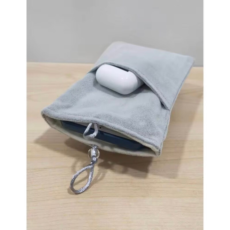 พร้อมส่ง ถุงผ้ากำมะหยี่ใส่มือถือ ใส่แบตสำรอง Size XL 2ชั้น ช่วยถนอมหน้าจอมือถือ ลดรอยขีดข่วน