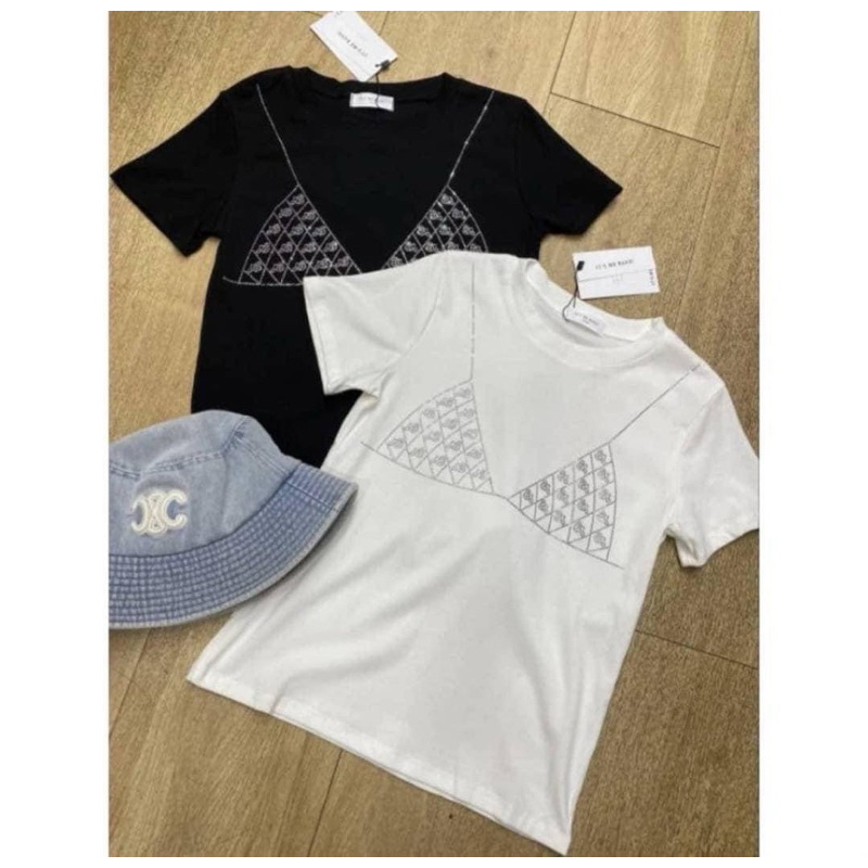 เสื้อยืด แต่งลายเลื่อม