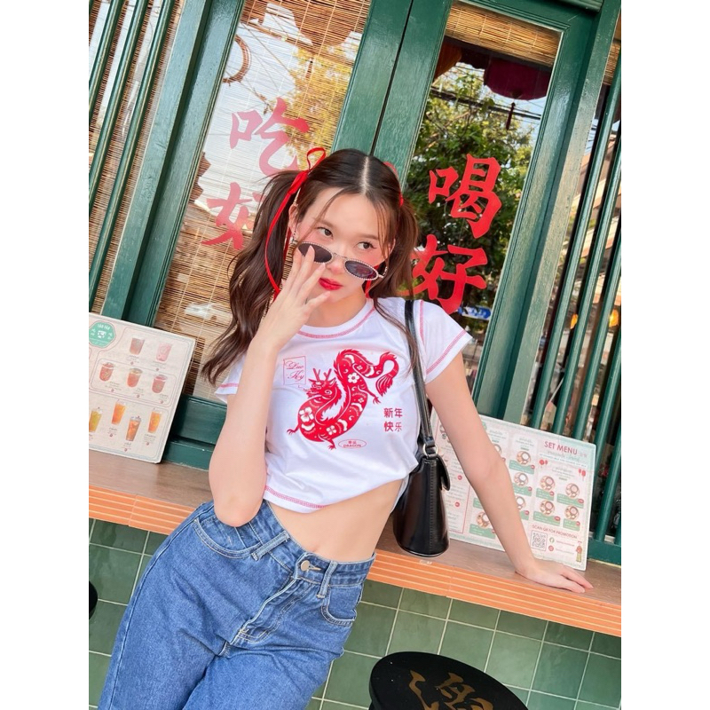 เสื้อตรุษจีนเสื้อครอปเสื้อยืด