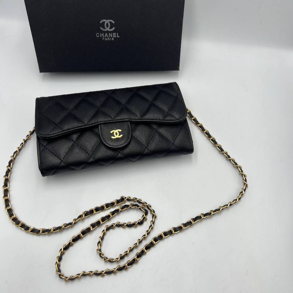 กระเป๋าสะพายข้าง ขนาด 8 นิ้วรุ่นขายดีสามารถใส่โทรศัพท์ได้มีช่องใส่บัตรมีช่องซิปใช้งานงานสวยมีอุปกรณ์ครบพร้อมกล่อง