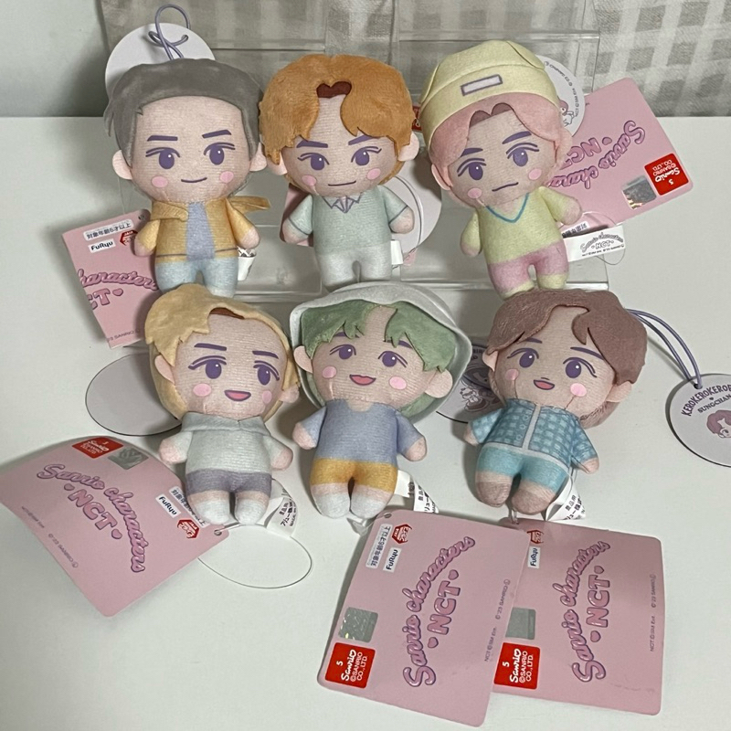 Nct ตุ๊กตา wayv Nct Sanrio สินค้าพร้อมส่ง ตุ๊กตา ซานริโอ้ nct x sanrio ซาริโอ้