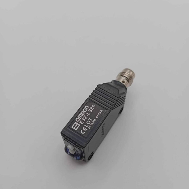 E3Z-LS86 พร้อมส่งจากไทย ถ่ายจากสินค้าจริง ทักได้เลยจ้า