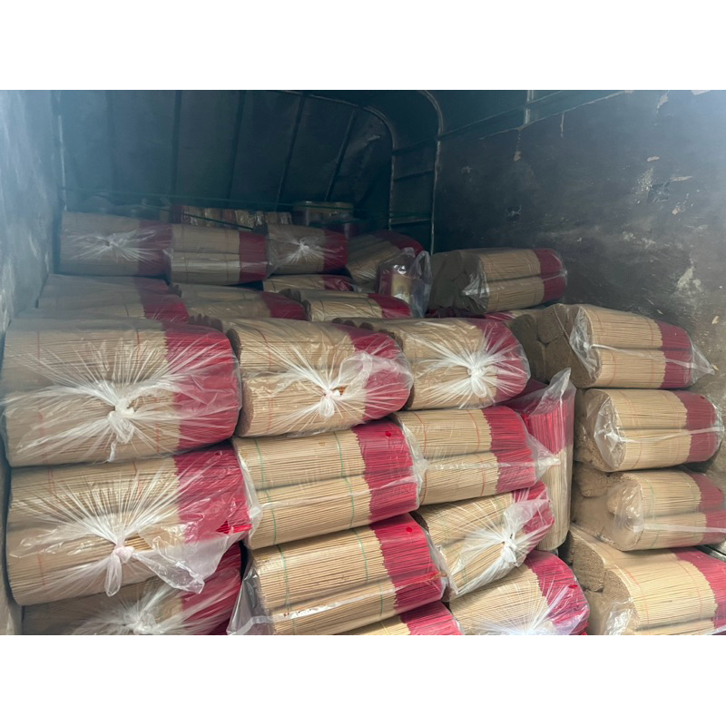 ธูปเปลือยถุง10โลไร้กลิ่นควันน้อยขนาดยาว32เซนราคาส่งตรงจากโรงธูปหอมไอยรญา