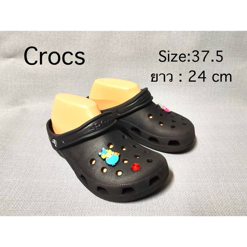 Crocs คร็อคส์ รองเท้าหัวโตแบบสวม สีดำ แถมจิบบิท รองเท้าเพื่อสุขภาพ มือสองของแท้ สภาพดีมาก