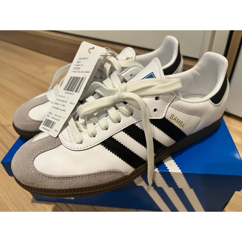 ของใหม่ เเท้ Adidas samba UK6